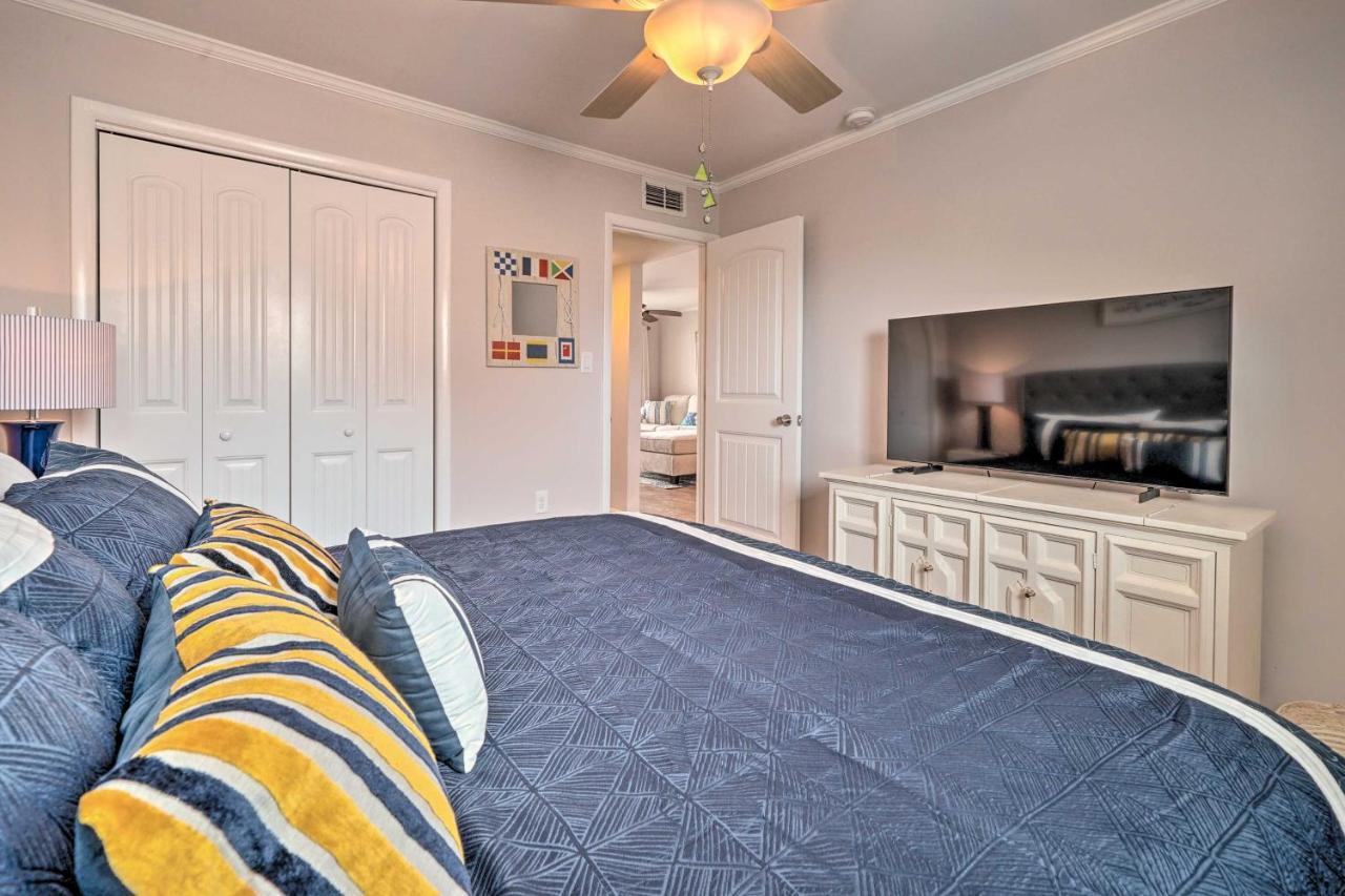 Beachfront Condo With Unobstructed Ocean Views! Oak Island Exteriör bild