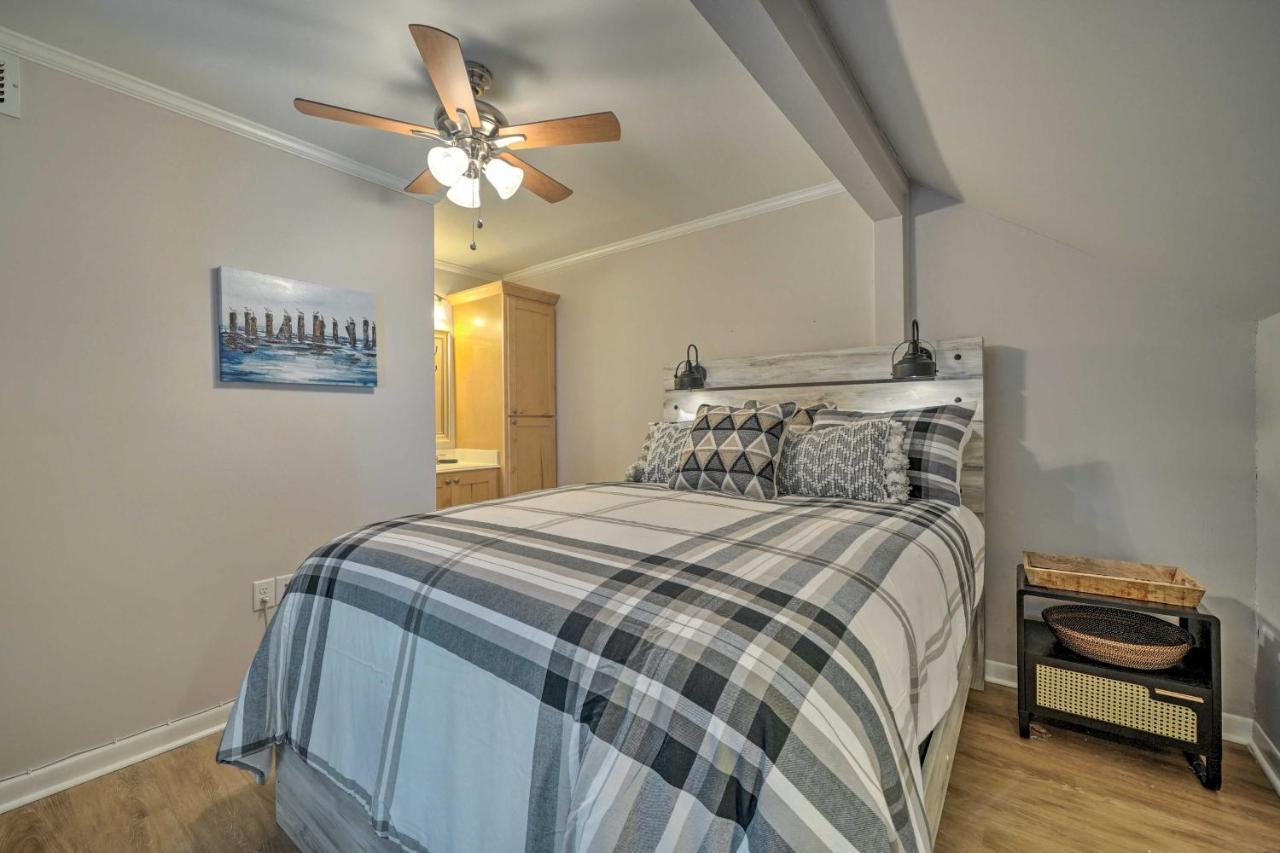 Beachfront Condo With Unobstructed Ocean Views! Oak Island Exteriör bild